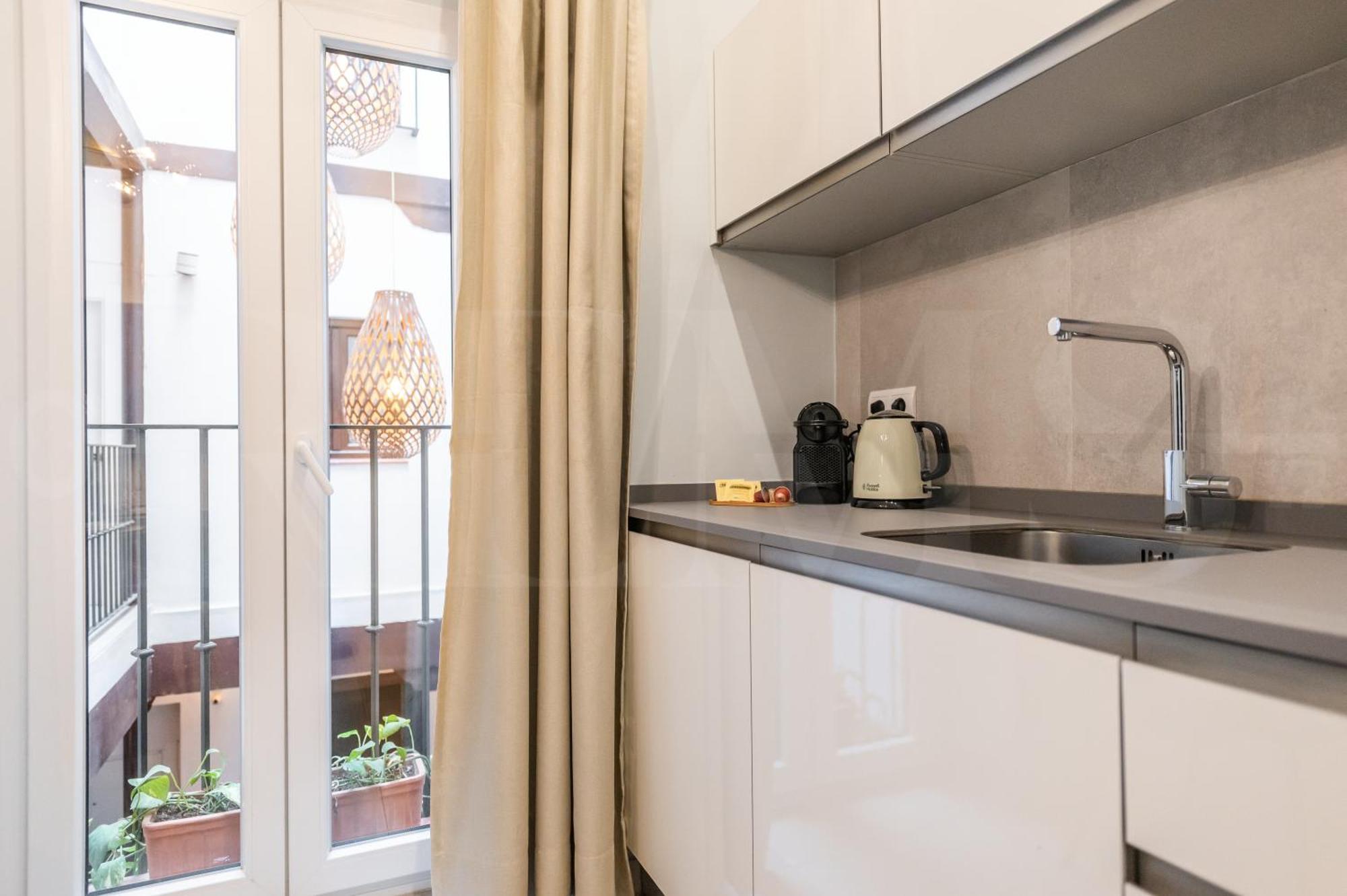 Modern Studio In The Heart Of Malaga By Rems Bagian luar foto