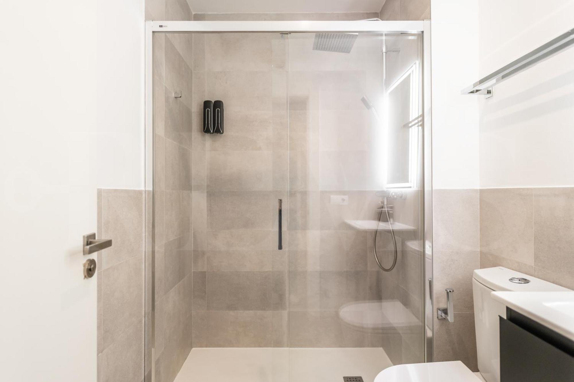 Modern Studio In The Heart Of Malaga By Rems Bagian luar foto